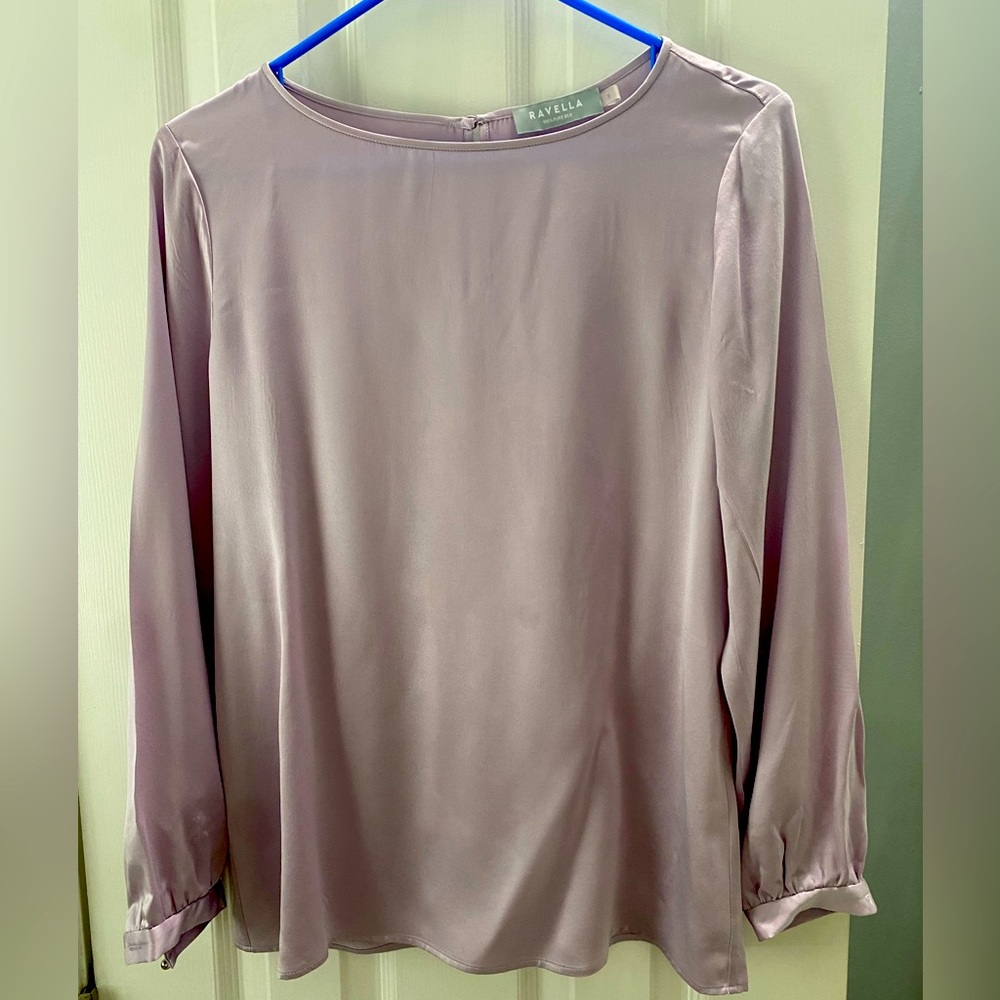 Ravella silk blouse. S. Only worn once!